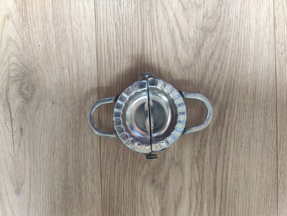 Pierogi maszynka do lepienia pierogów gotowanie kuchnia