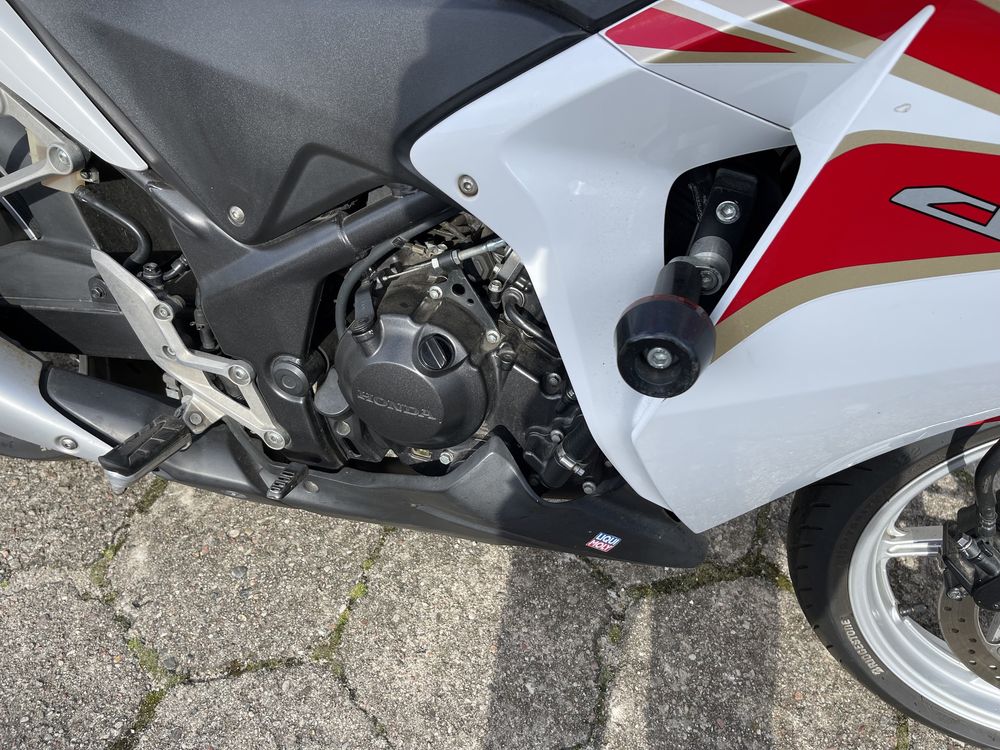 Honda cbr250 przebieg24 2011 dodatki