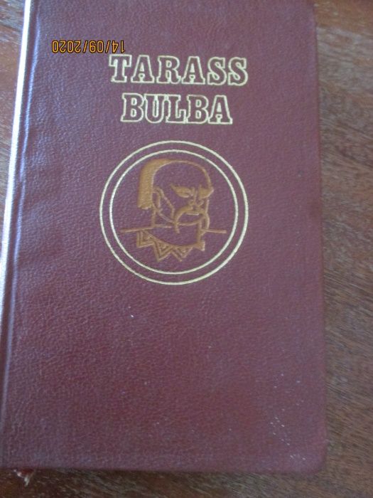 4 livros - Rasputine/Ivanhoe/Tarass Bulba/A flecha negra