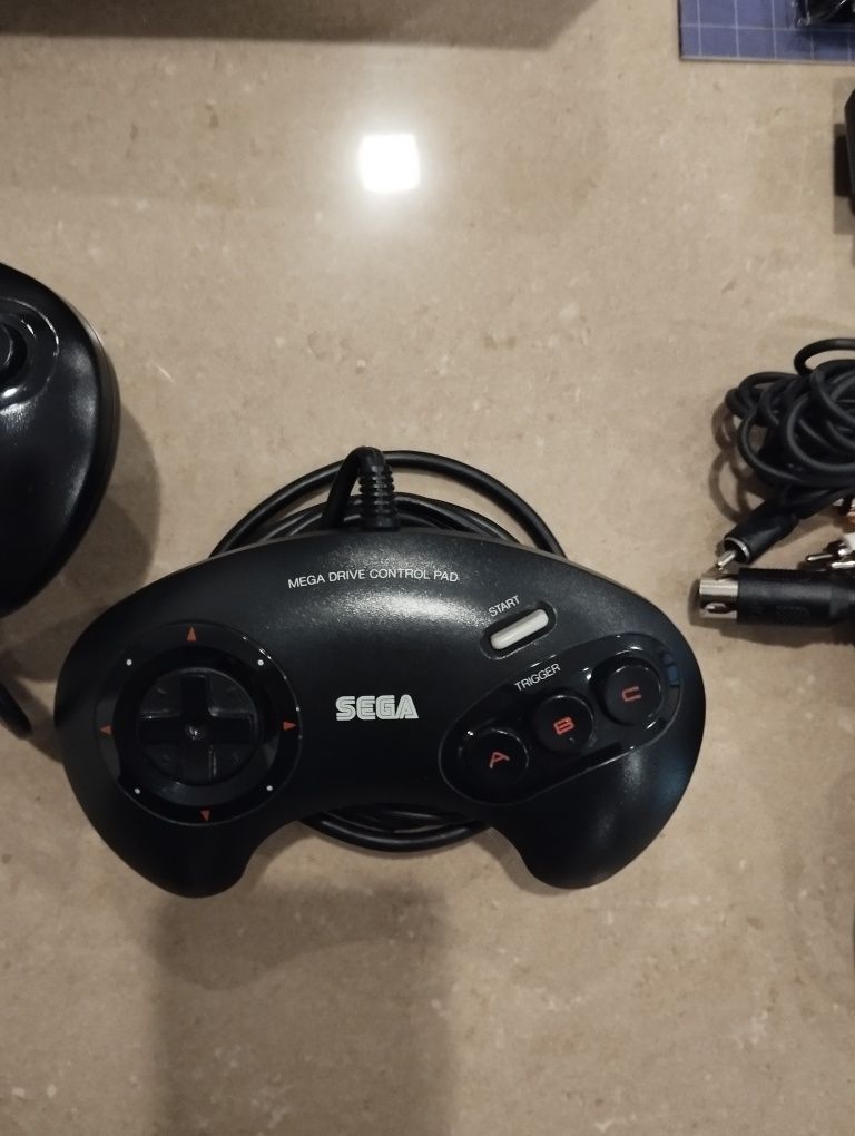 Sega Mega Drive I (modelo 1600-20)