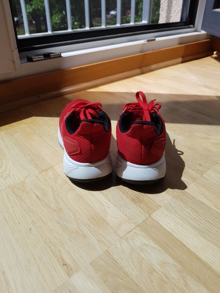 Продам детские кроссовки Adidas, р. 31,5.