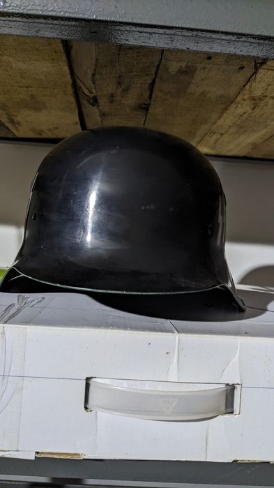 Немецкая каска Stahlhelm M42