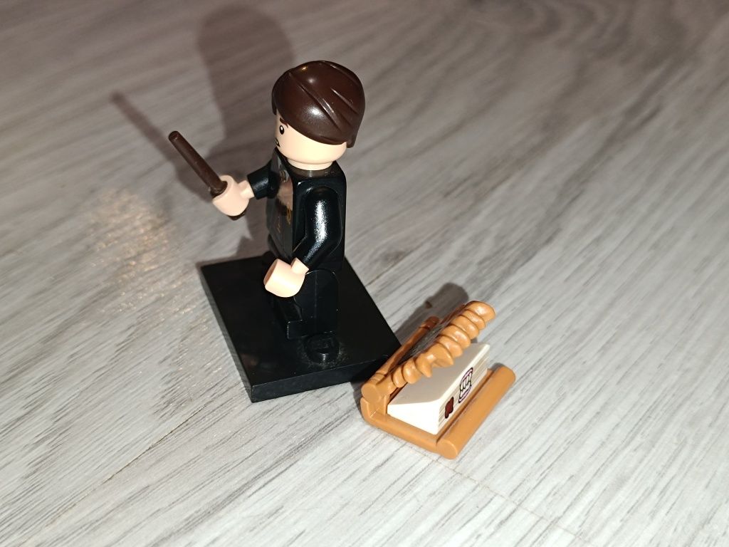 LEGO figurka Neville Longbottom 71028 Minifigures Harry Potter