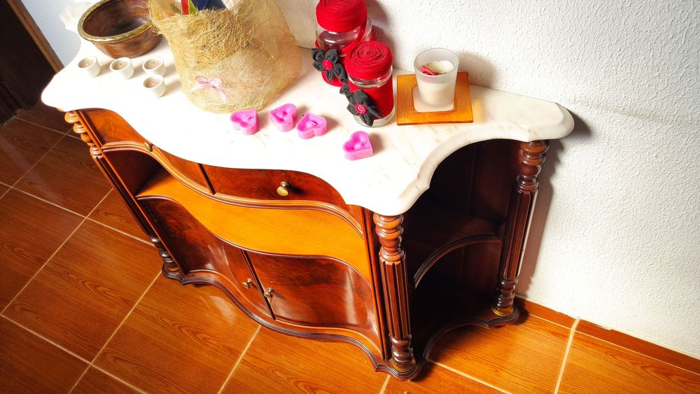 Aparador de corredor