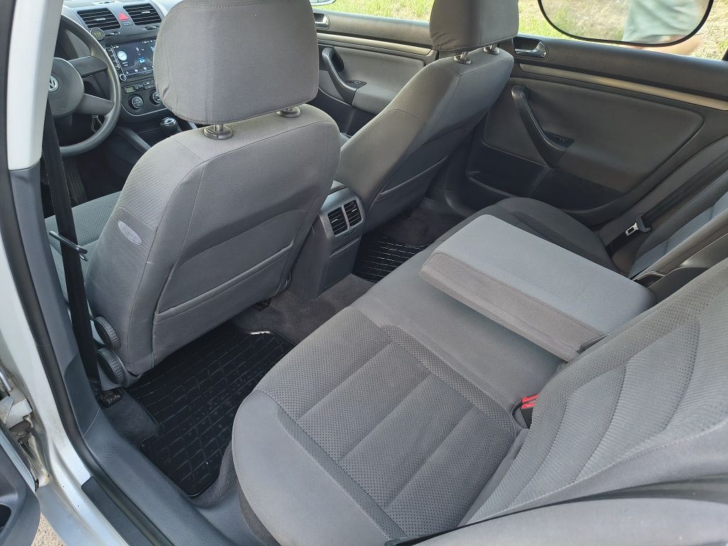 Golf 5 1.4 ,на ходу,переоформлення