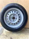 Koło 13” z oponą 155/70 R13 .