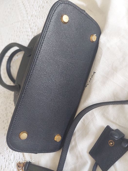 Mala senhora Balenciada