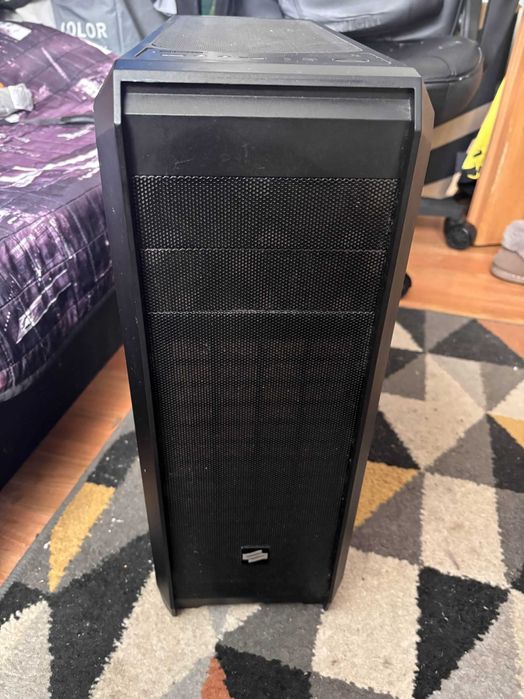 Komputer stacjonarny i5 8400, RX 6650 XT, 24 GB RAM, SSD 970 EVO + HDD