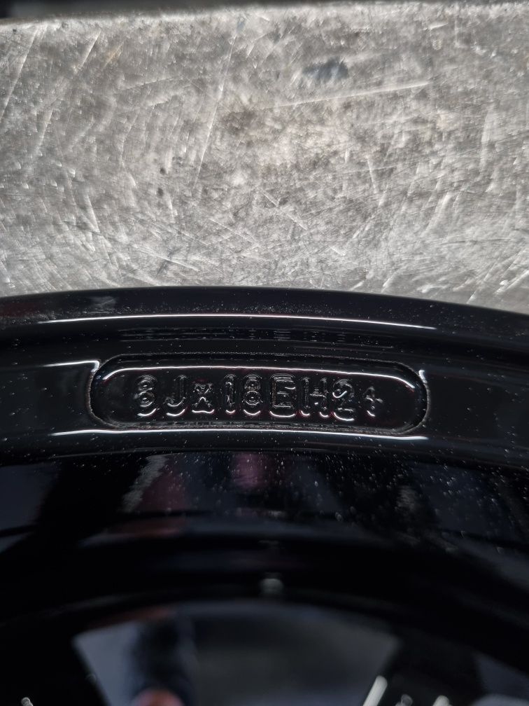 18cali 5x112 alufelgi do AUDI VW 8J ET45