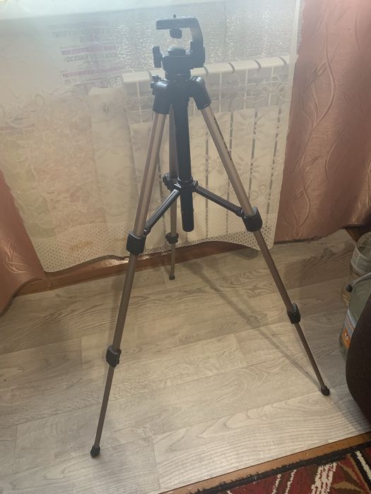 Продам штатив Velbon cx 200