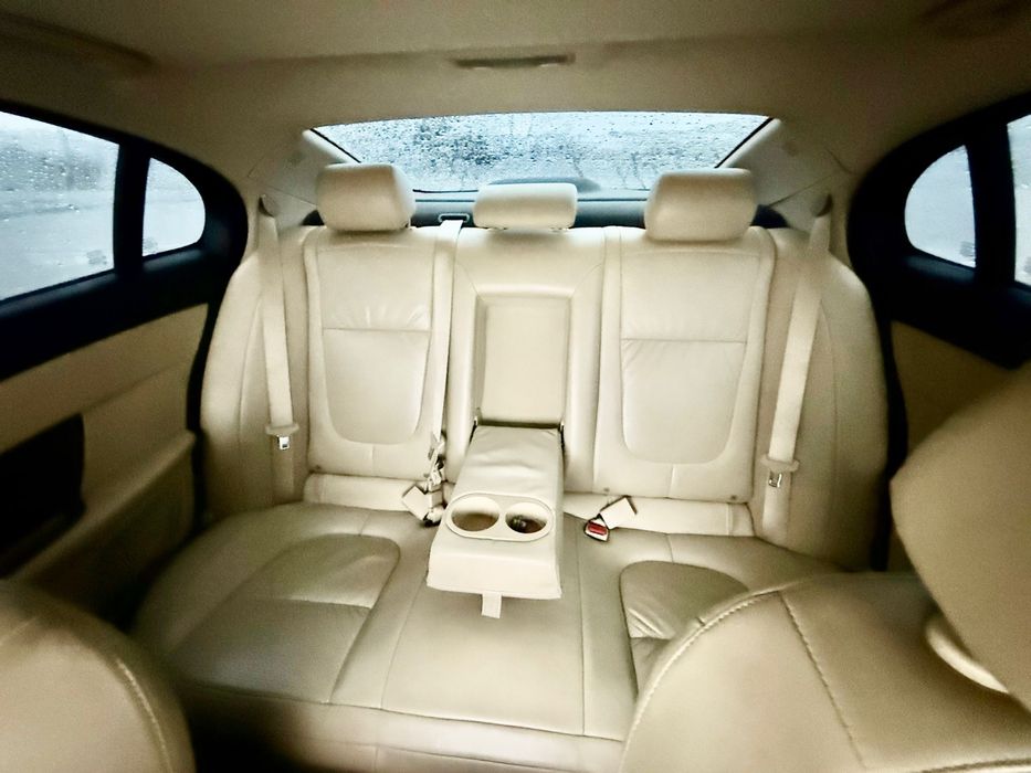 Jaguar XF 3.0D / 2010 / Automat / Super Stan / Skóry / Zamiana