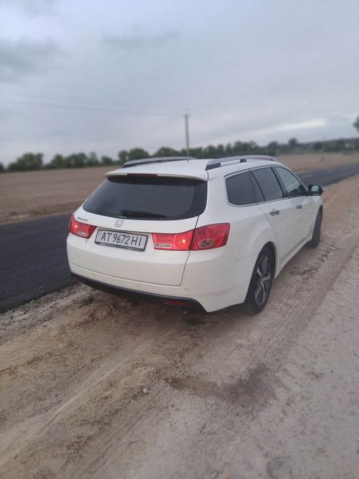 Продам надійний автомобіль HONDAq