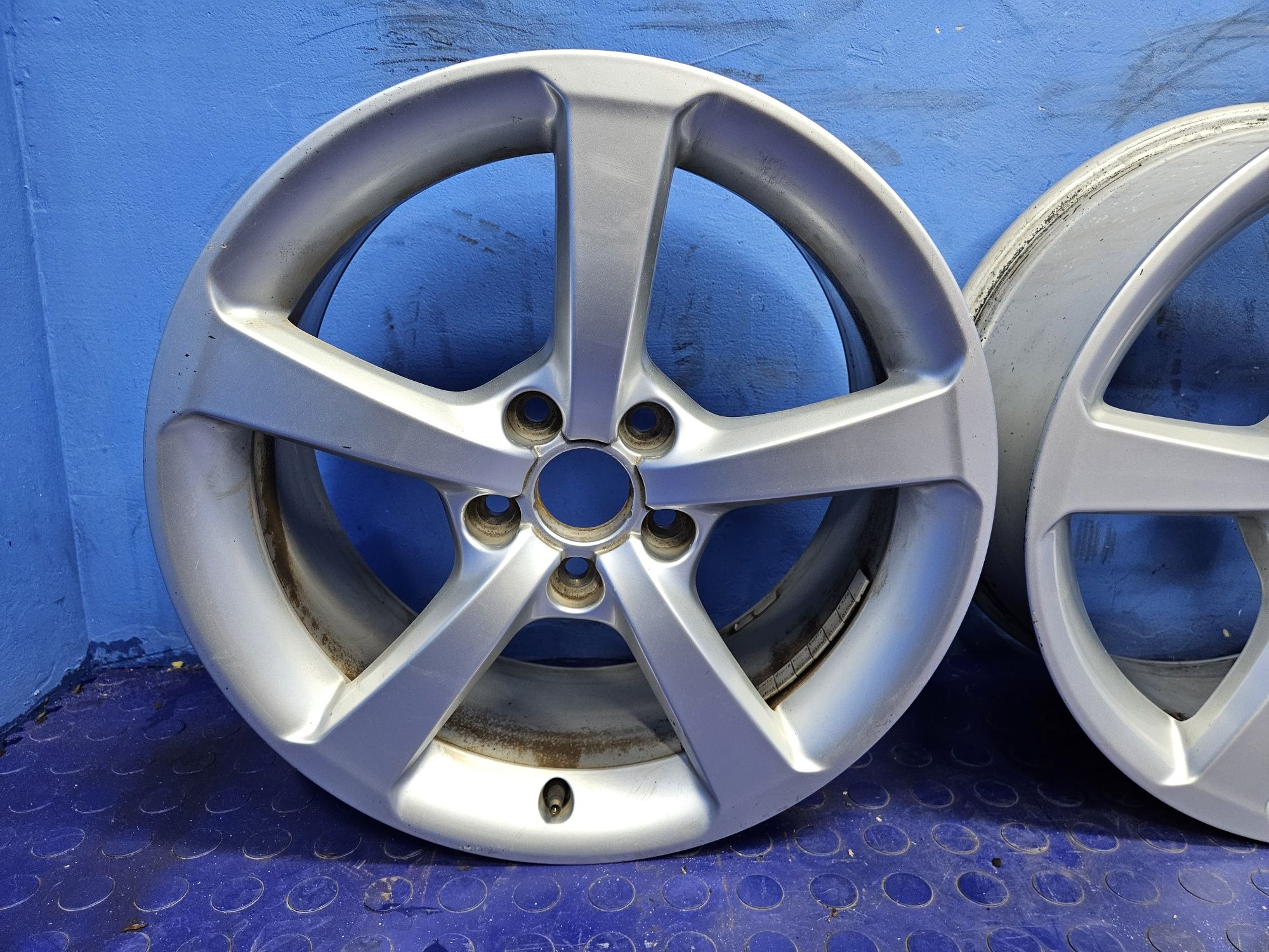 FELGI aluminiowe 17" AUDI A3 8V 5x112 komplet 7.5" ET43 oryginał