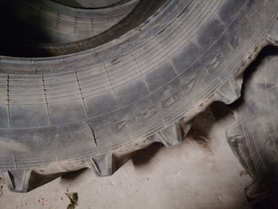 Sprzeda Opony 18.4 r 34 Dnieproshina
