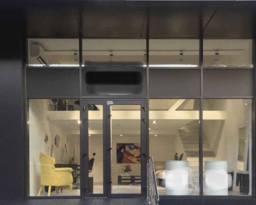 ПЕЧЕРСЬК Фасад Вітрини