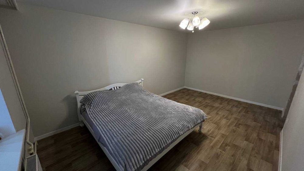 Продаж просторої двокімнатної квартири вул. Марка Кропивницького 129 В