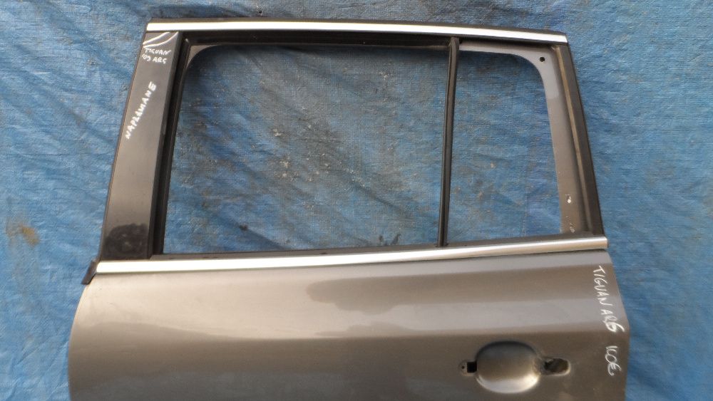 VW TIGUAN I 5N0 2009 DRZWI LEWY Tył Oryginał Opolskie Części
