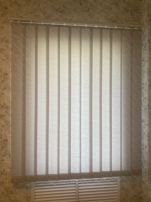 Жалюзі вертикальні тканні на вікна