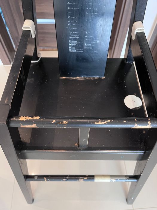 Drewniane krzesło do karmienia ikea