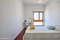 Modern single bedroom in Saldanha - Room 5
