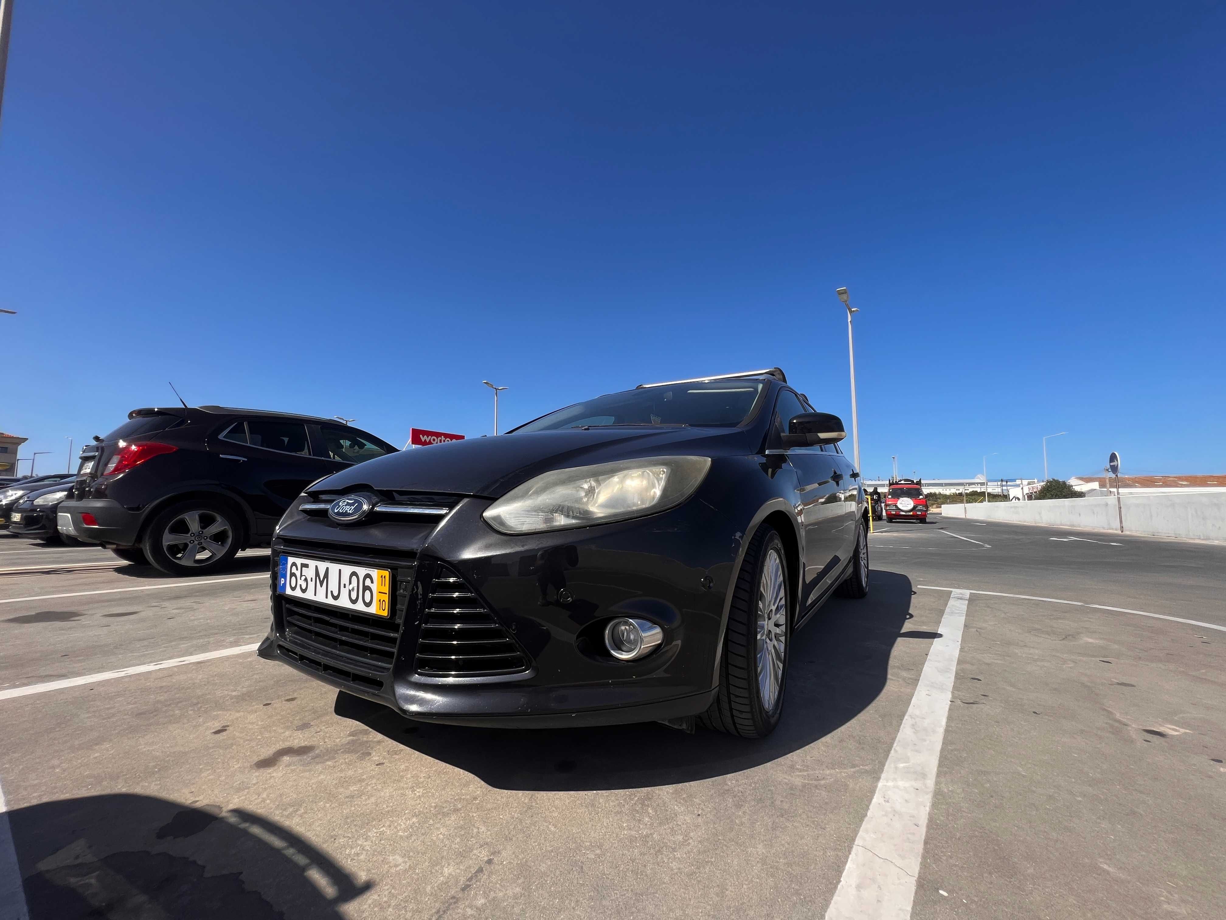 Ford Focus SW 1.6 Titanium 2011 – Full extras, económico e espaçoso