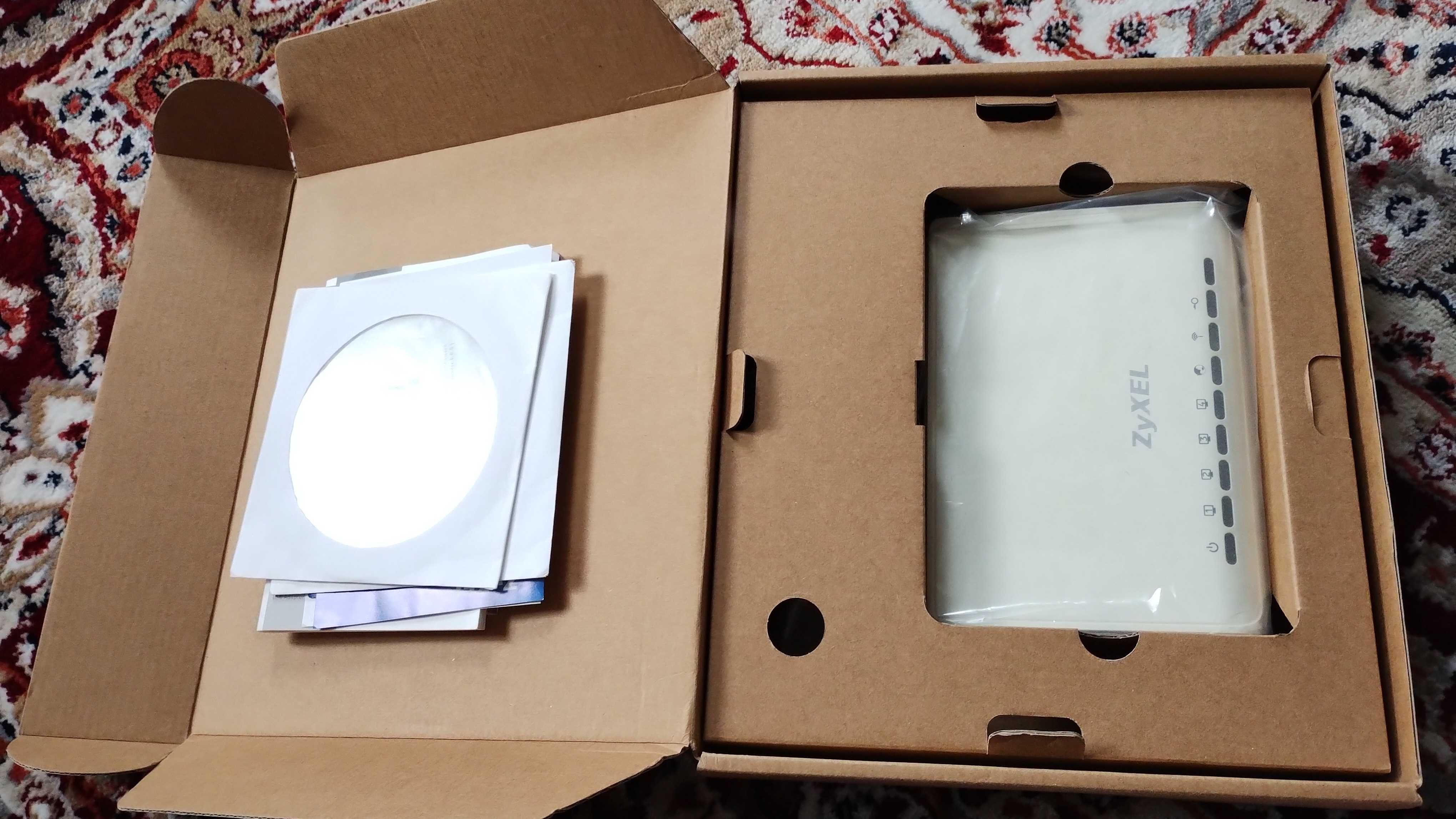 Zyxel NBG-419N router bezprzewodowy i Adapter Wifi USB