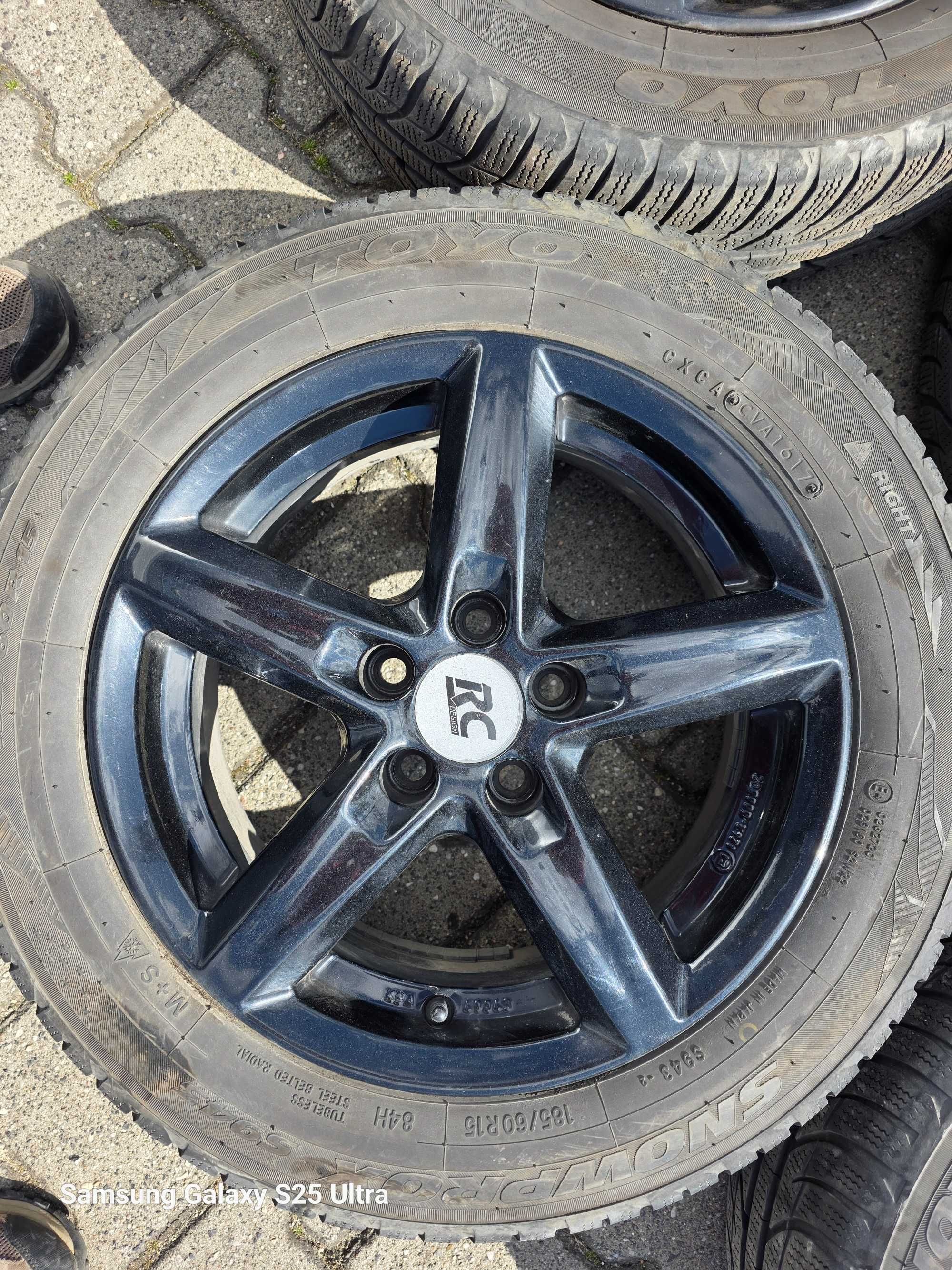 Piękne Czarne Felgi Al: 6Jx15" 5x100 ET38 plus opona zima: 185/60 R15