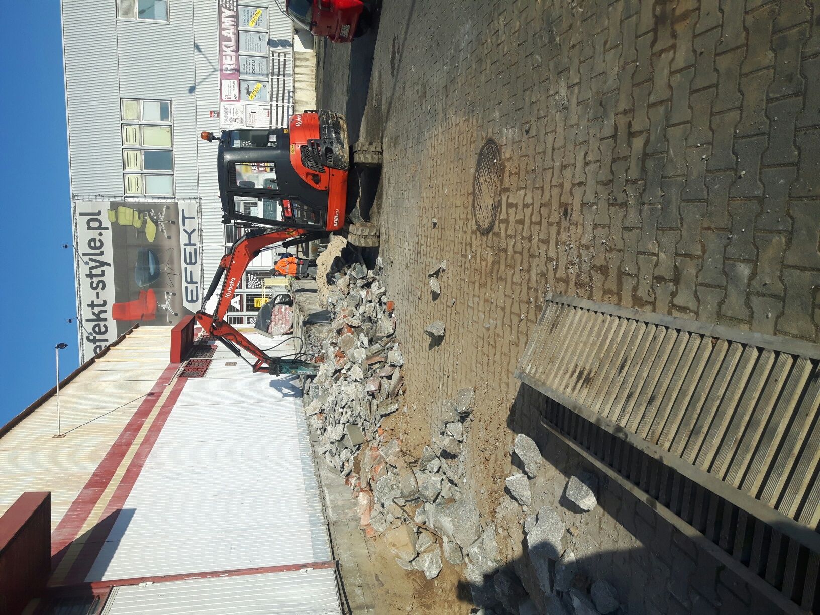 Usługi Minikoparką 3.5t, wynajem bez operatora, ROZBIÓRKI, WYWROTKA 5T
