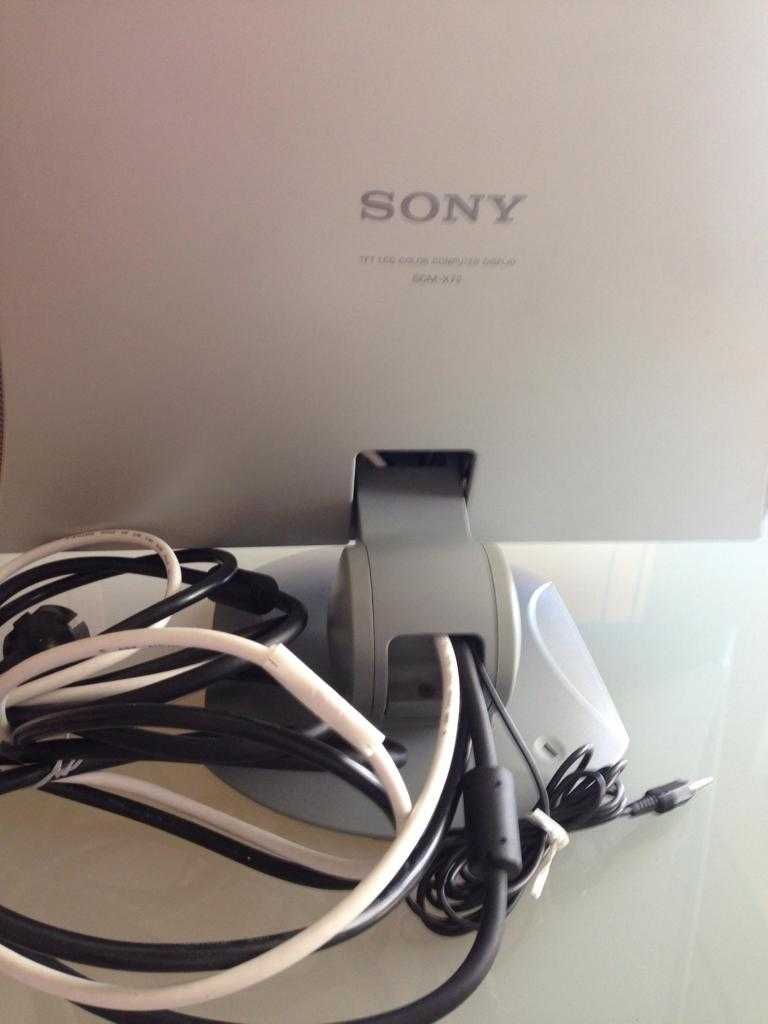 Monitor para PC SDM-X72 17" SONY