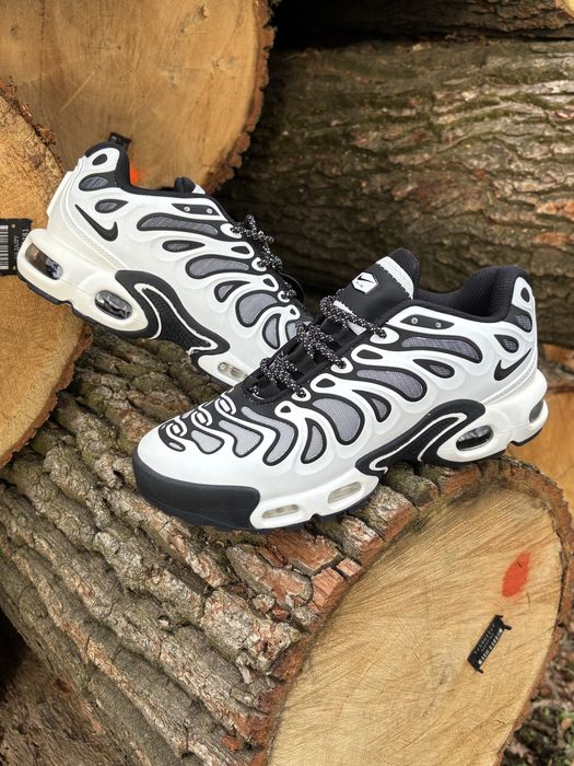 Кросівки чоловічі Nike Air Max Plus Drift 41-46