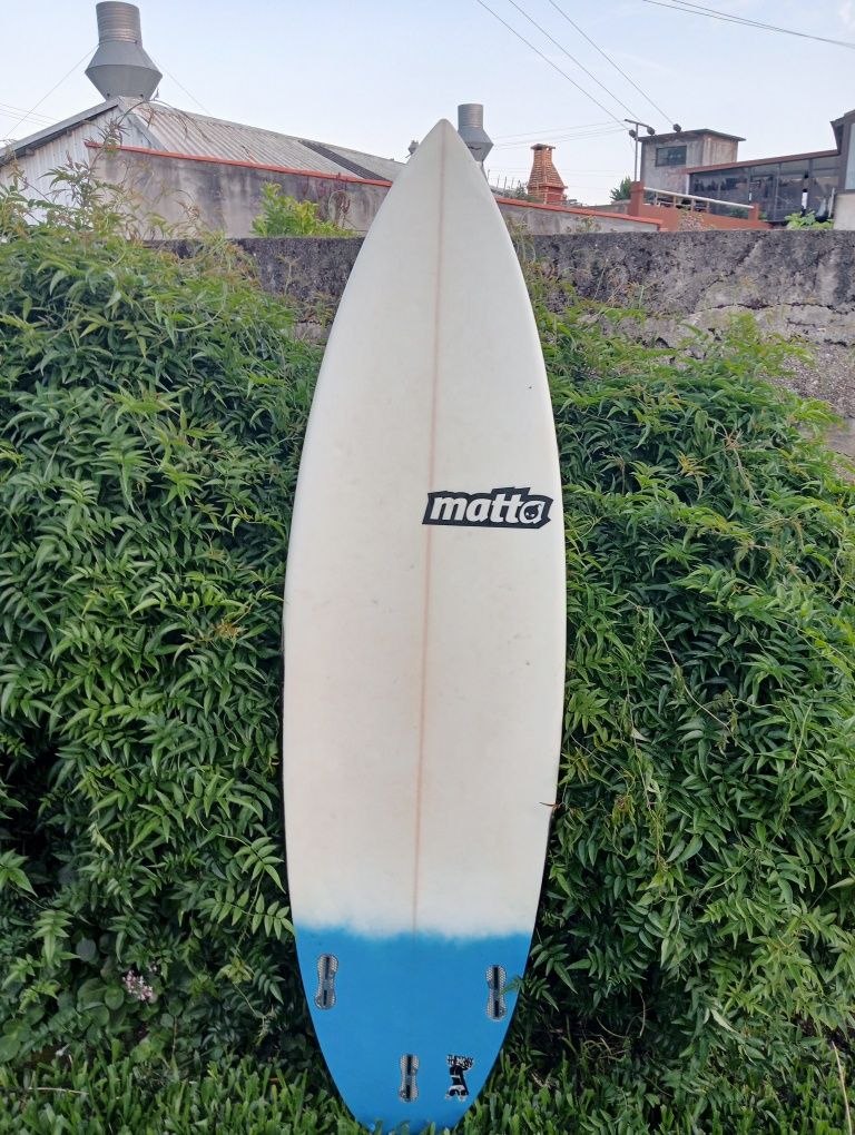 Prancha de surf matta shapes