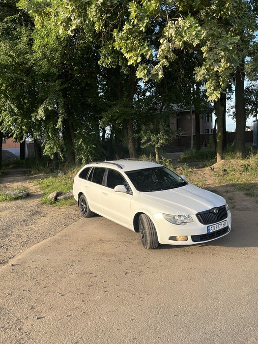 Skoda Superb 2011 Універсал 2.0 TDI