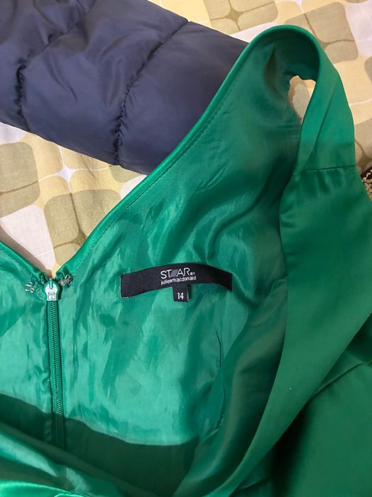 Сукня жіноча вечірня