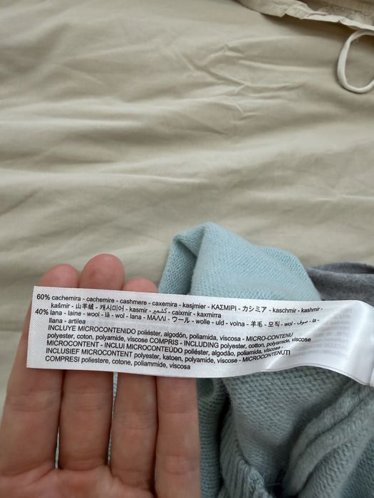 Светр з преміальноі колекції Zara