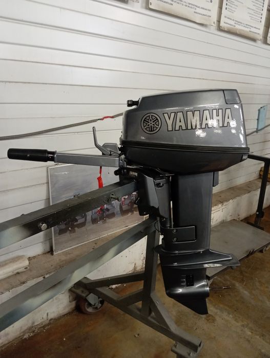 Човновий мотор Yamaha