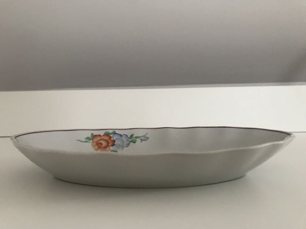 Stary kolekcjonerski półmisek porcelanowy w kwiaty vintage