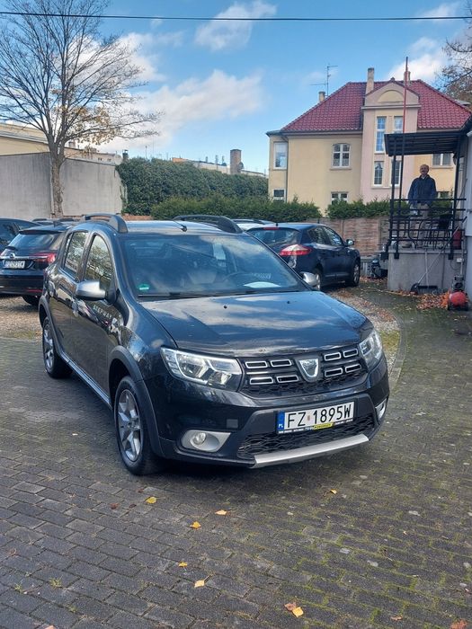 Dacia Sandero Stepway automat 2017 r mały przebieg