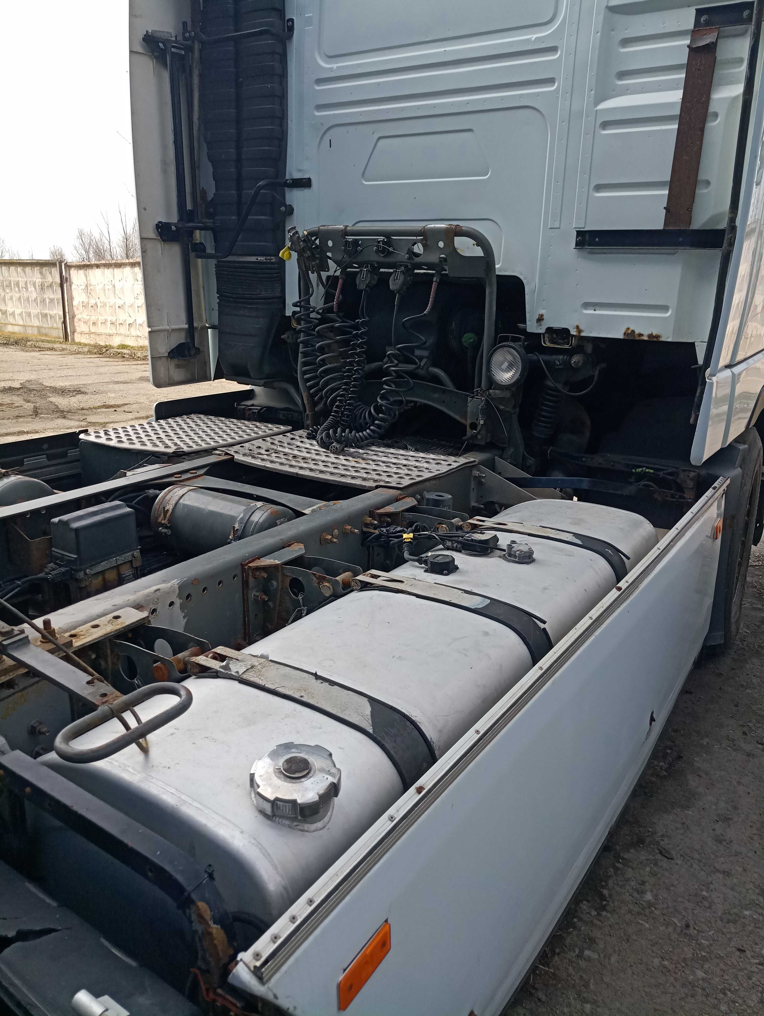 Volvo FH 12 2003 460