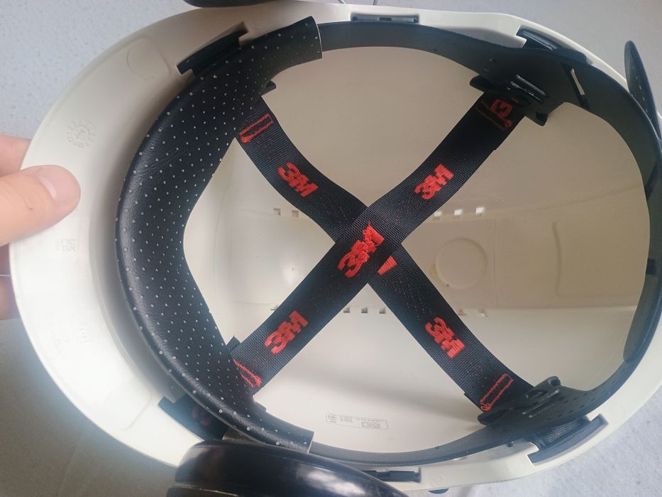 Kask ochronny z nausznikami 3M Peltor