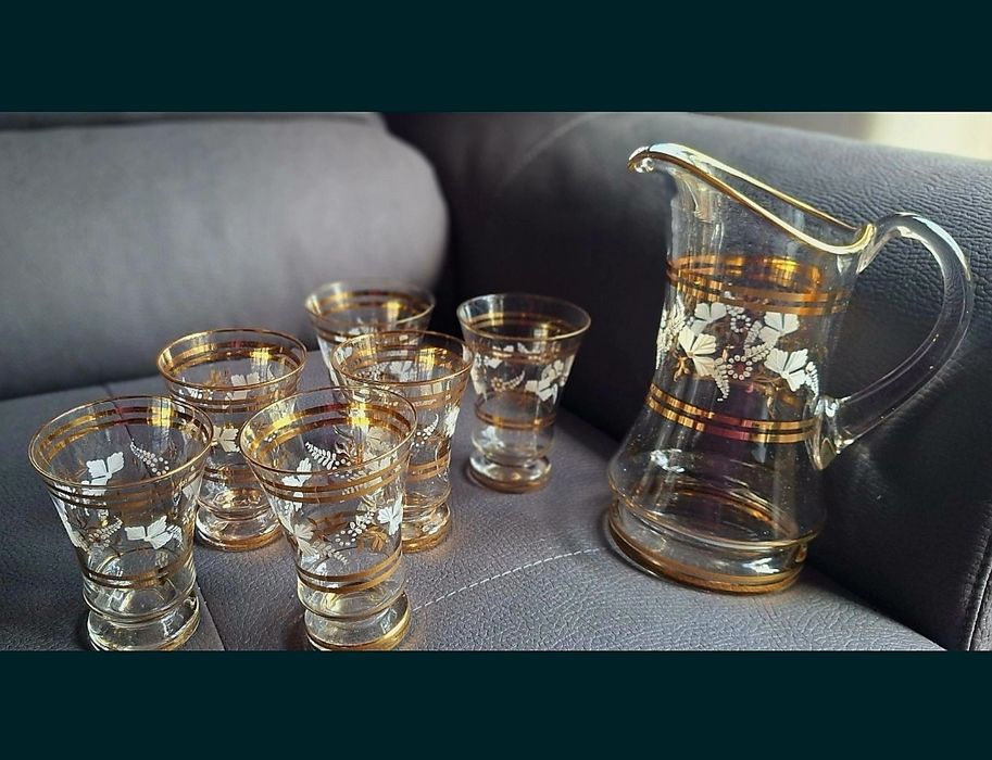 Jarra e 6 copos de vidro vintage