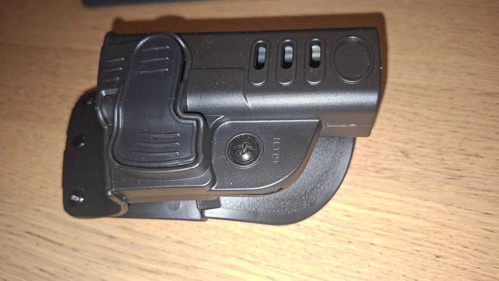 Kabura Glock wsuwana z zatrzaskiem zatrzask polimerowa