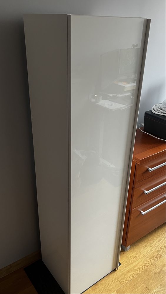 Szafka wisząca do łazienki biała IKEA Godmorgon stan b.dobry