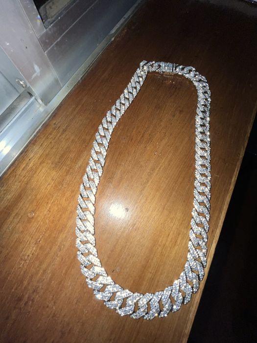 Corrente de brilhantes