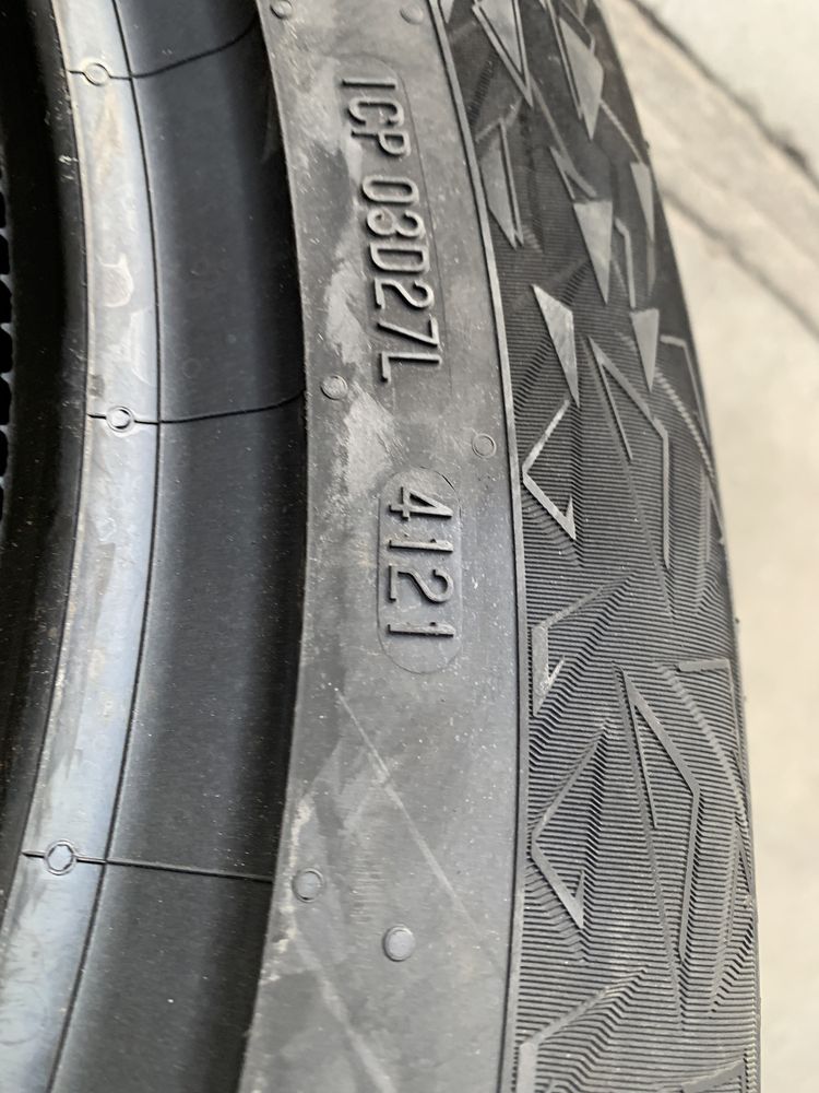 (4шт) нові 225/55R19 Continental Ice Contact 3 (103T XL) шип зимові