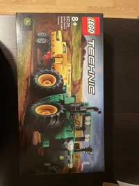 LEGO 42136 Technic - Traktor John Deere 9620R 4WD