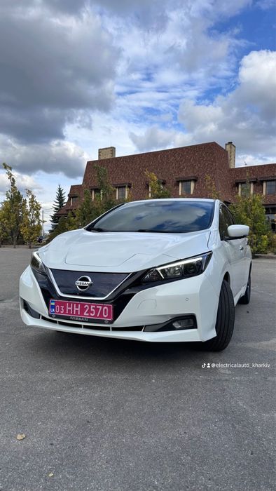 Продам Nissan Leaf 40 kwt