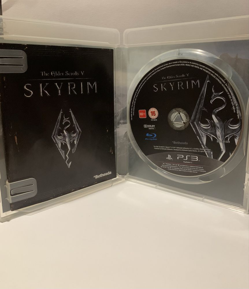 Skyrim gra na kosnsole PS3 w języku angielski