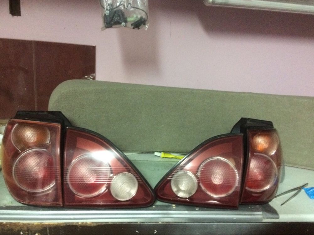 Задние фонари Lexus Rx-1 поколение