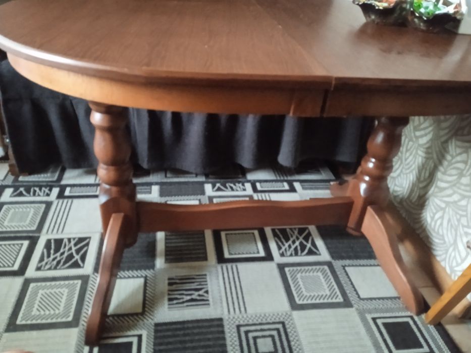 Стіл кухонний дерев'яний