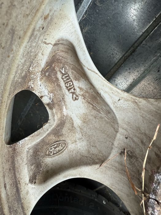 Alufelgi Ford 15” wraz z kompletem opon letnich i zimowych